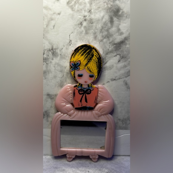 Vintage Handheld Mirror - Picture 1 of 7